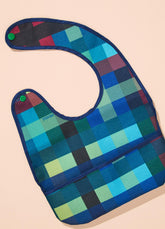 Babador Impermeável - Xadrez Aventura