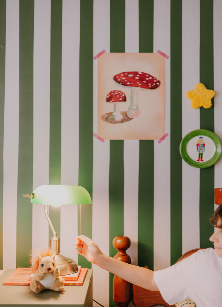Papel de Parede Infantil - Listrado Largo Irregular Verde Pinheiro