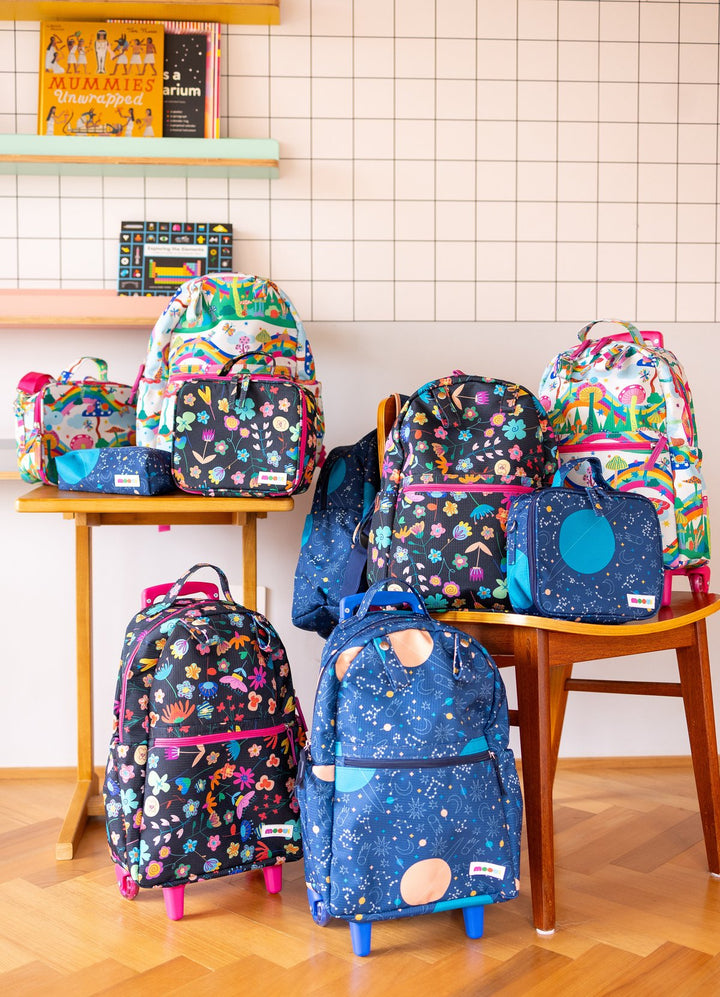 Mochila de Rodinha Infantil - Anoitecer no Jardim