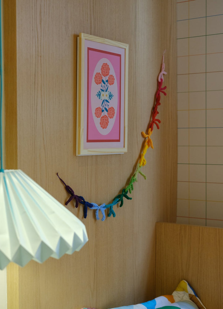 Varal de Laços Crochet - Arco-íris