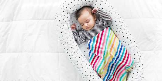 Sono do bebê de 0 a 3 meses: entenda o ciclo e como regular o horário!