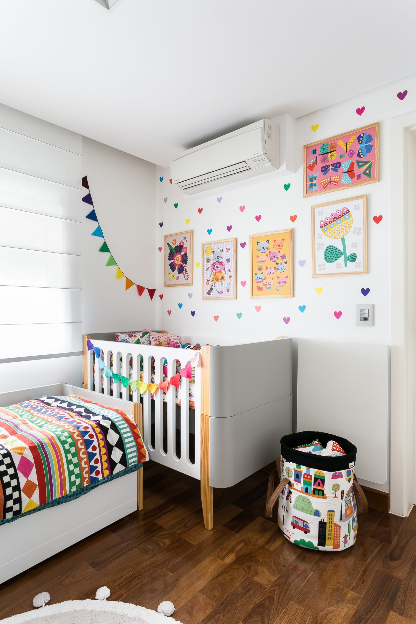 quarto compartilhado bebê e menino