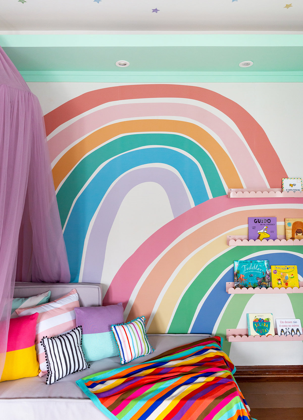 Papel de Parede Infantil Além do Arco-íris Suave - Painel