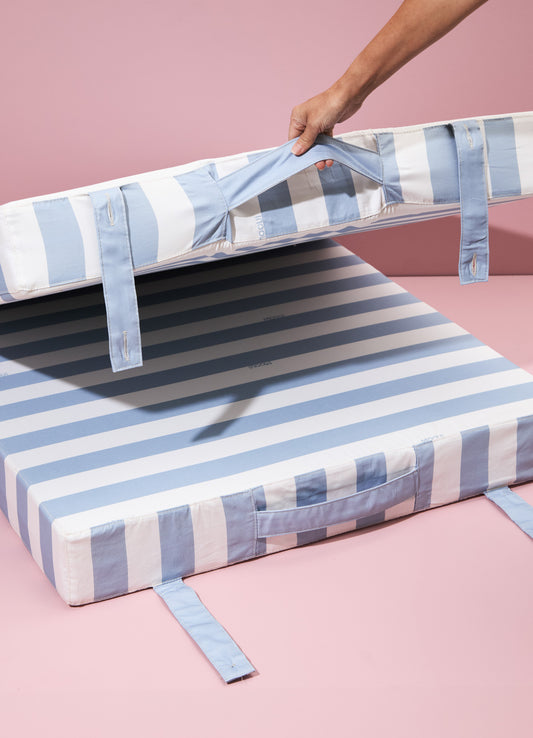 Colchonete Dobrável - Listrado Azul Céu