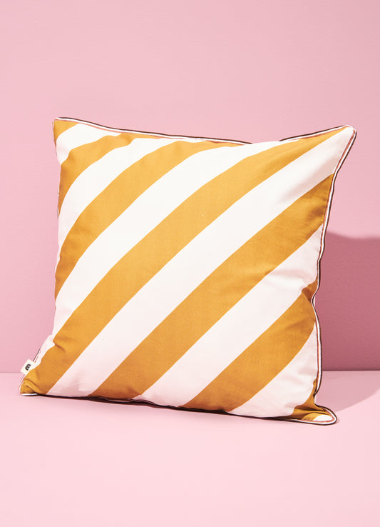 Almofada com Relotê - Listra Diagonal Caramelo