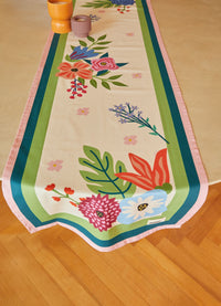 Caminho de Mesa - Sonho de Jardim