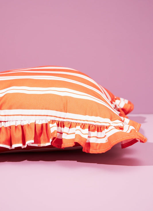 Almofada com Babado - Listrado Carmin