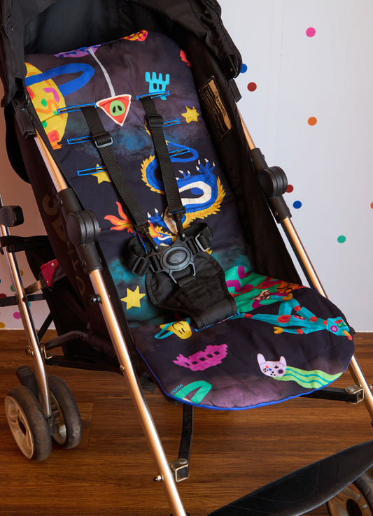 Capa de Carrinho - Aventura Cósmica Preto