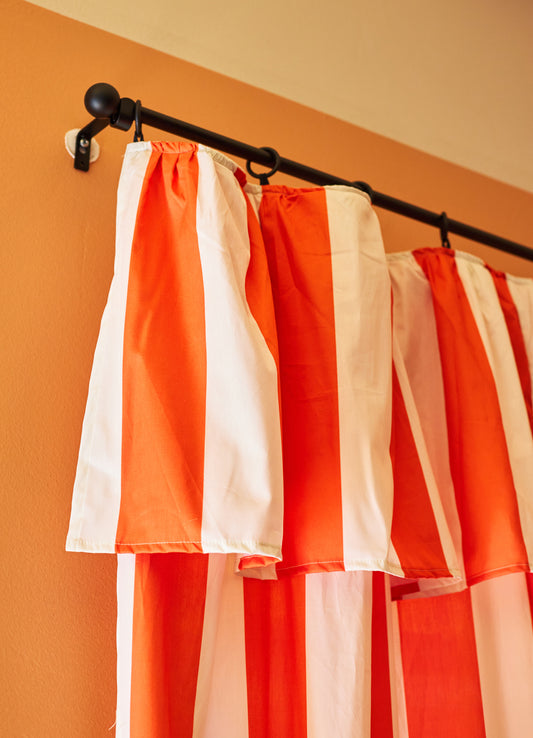 Cortina com Babado - Listrado Amor