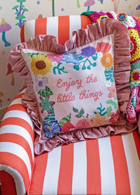Almofada Com Babado - Little Things