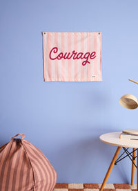 Tapestry Pequeno - Courage
