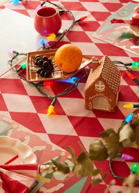 Toalha de Mesa Impermeável - Renas e Guirlandas