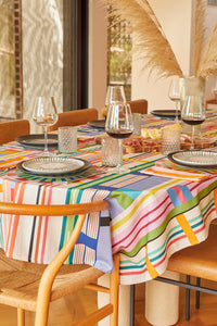 Toalha de Mesa - Listras Entrelaçadas