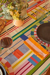 Toalha de Mesa - Listras Entrelaçadas