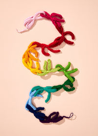 Varal de Laços Crochet - Arco-íris